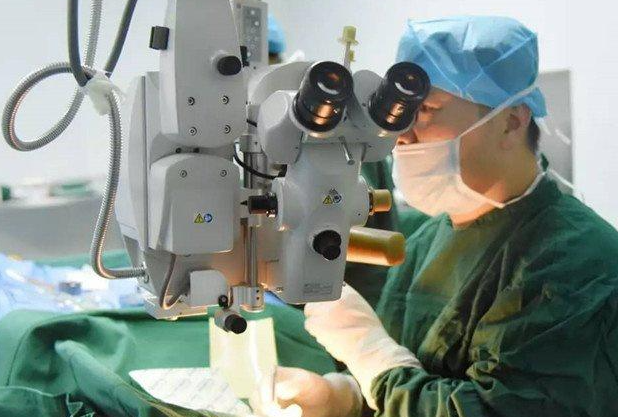 080e228e652bdb415ec4728a808739c2.png 先天性白内障的遗传概率是多少