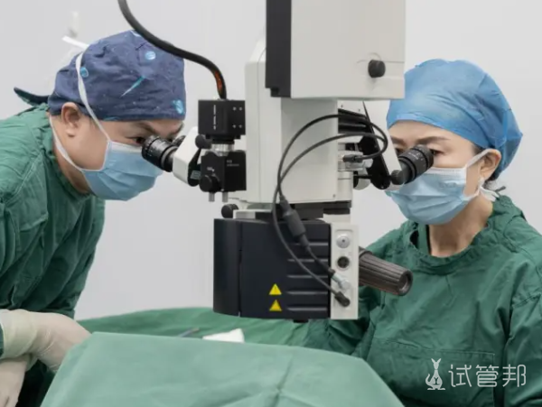 136e60c15c724f6d73387c2e953bb1fd.png 先天性白内障会失明吗