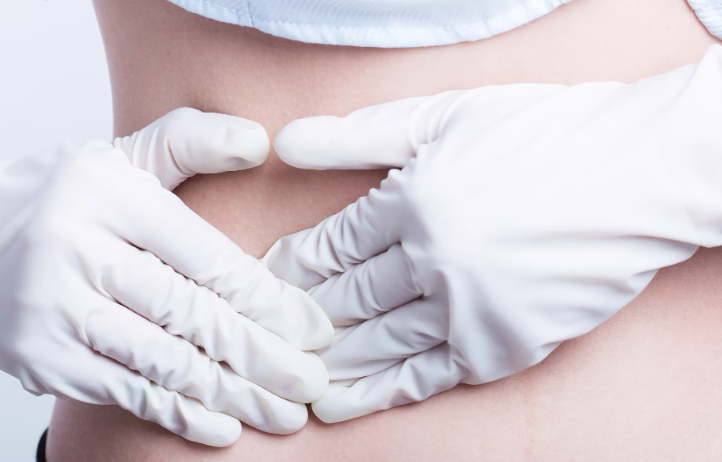 5fcb3527533ca7c2b7349afa8c1fa021.png 妇科检查后有少量出血正常吗