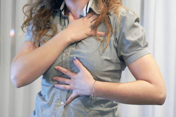 25621d659d03fac7c42dd4eaf22fe43f.png 先天性心脏病需要做手术吗