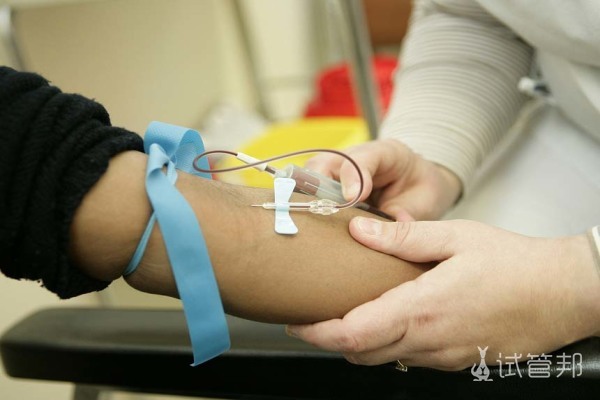 0233691d9be0b8d09b81f16278d69265.jpg 男性孕前检查项目和价格有关吗