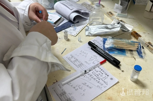 20189cc62a528363788fc66f1ba7eb54.png 精液不液化别担心这里有你的专属解决方案