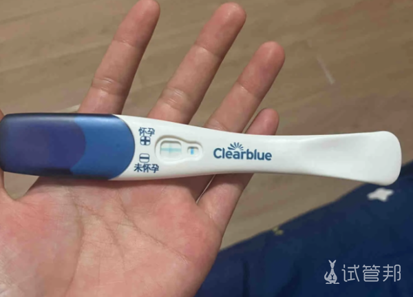 3b6c068dbc5e5718e71eaf6dcef72a68.png 第一代试管婴儿经历分享打了好多针啊