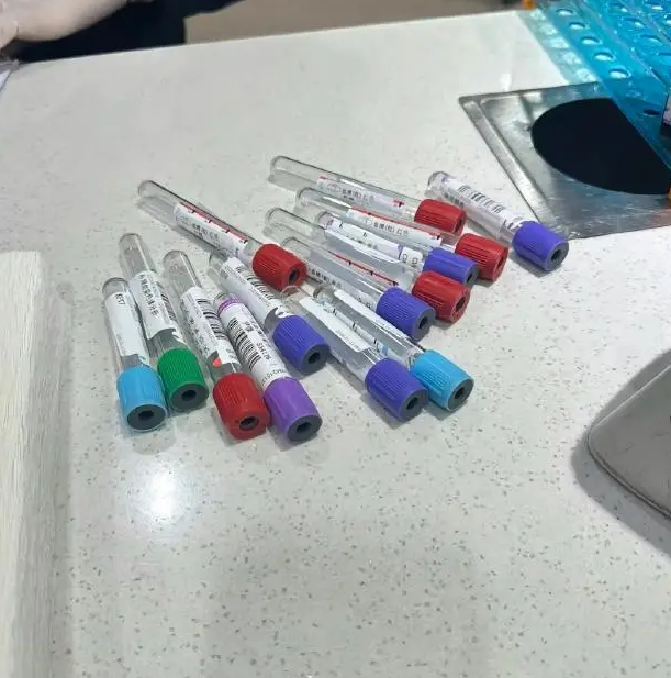 fae2c39c14017b02f1ef8c55dc57fa21.png 取卵日见彩虹后面都会顺利的