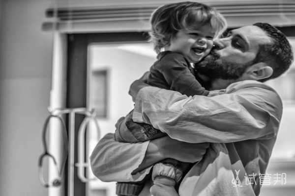 9620a32af36af01f3dc86f91adeaa446.png 袖珍人什麼時候能看出