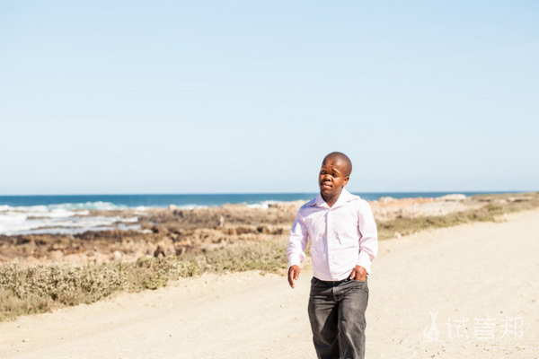 a047b19d7b018b85da4a8388b0c37da6.png 袖珍人发育是否正常