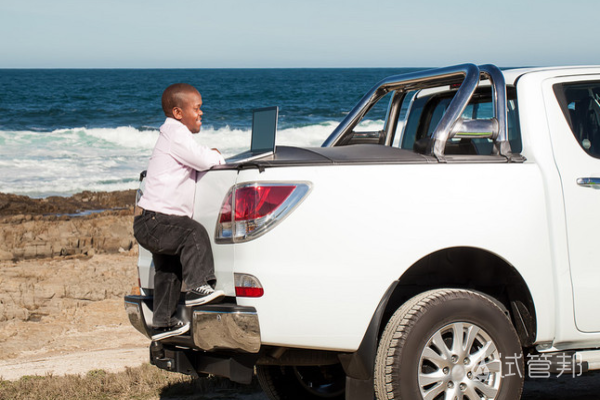 a420e8a95568fd40d1da4a50c83474da.png 袖珍人孩子会遗传吗