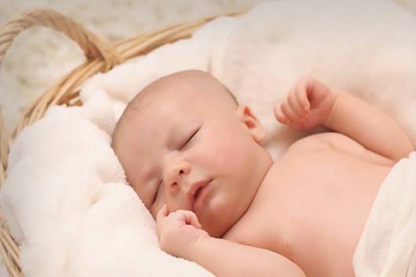 004648dcf5b0b0bc0f86c8e58d3ca910.jpg 小儿隐睾症是怎么造成的