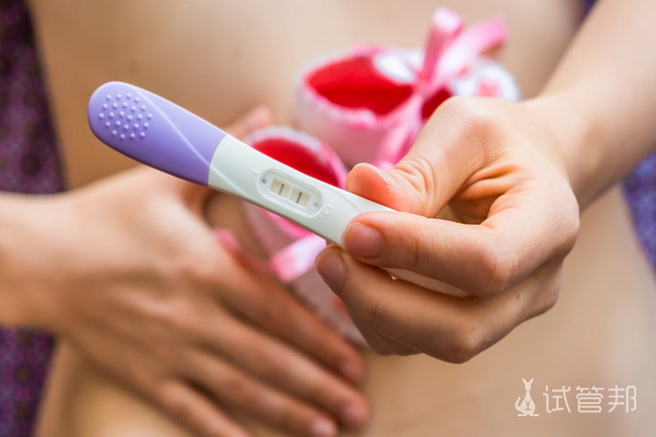 0d40eda310fc1feabb3297dbf3831654.png 早孕试纸的原理什么