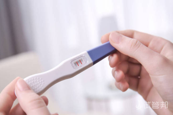 6bff0bb0ce73f71289d956e72e18cb11.png 早早孕试纸两条杠是不是怀孕