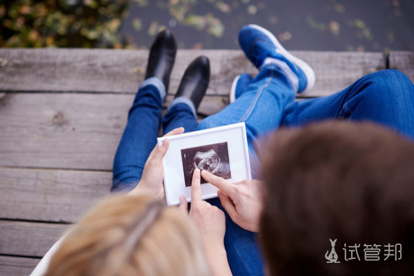 f815700747bdcf4791a686454f8fdc0c.png 早早孕试纸准确率高吗