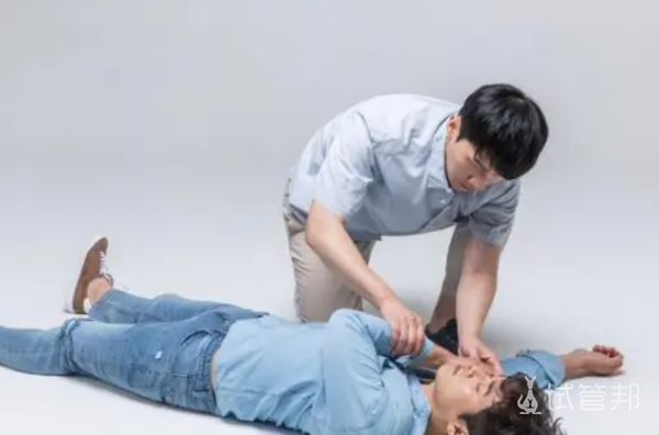 4a8ad8b8f96469e8f82a81bfc3c21833.png 羊癫疯会遗传给下一代吗