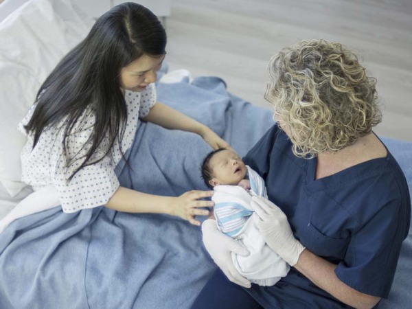 deca315cb7f891060cfc09c31ddc59d8.jpg 婴儿尿道上裂怎么办