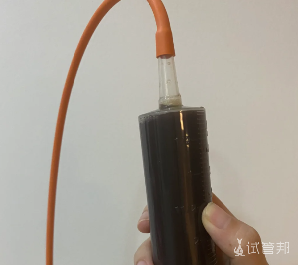 b64d29bdb594ad13b8518fb90056580b.png 查出输卵管炎症我做了灌肠治疗