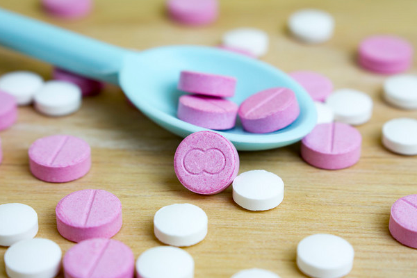 71dd9af210db73b8dc2e505f6642ea56.png 短效避孕药使用方法是什么