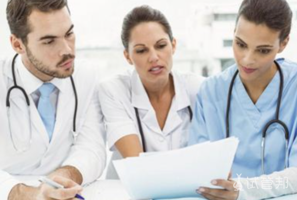 afbbd50e8ac51e608a41e864d270a36a.png 颈部淋巴结炎有什么症状表现