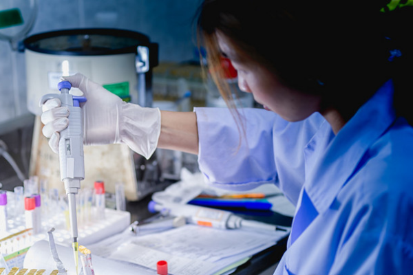 4e5a73607eaed82e97fd6d71eb849df2.png 染色体异常能不能治愈