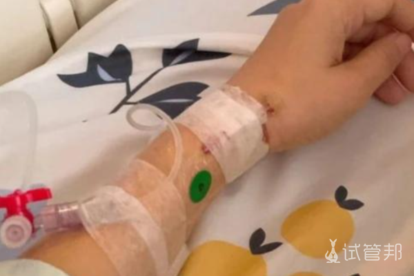 abc127bba16ee7c0b7c4b0507be993b4.png 第一次怀孕就生化