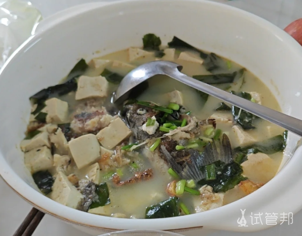 52fa0486cf06e86a54d7344f48347888.png 做试管婴儿取卵后注意事项来啦