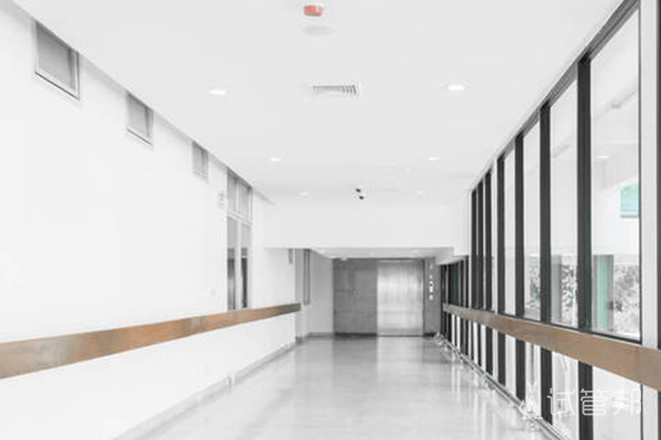 1e8140a47e6afd44fc042e5869ff99dd.png 美国做试管婴儿有没有年龄限制