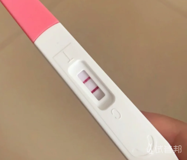 975bbf07d4ed6c29362ff19f24355eaa.png 39岁的年龄终于通过三代试管有了我们的宝宝