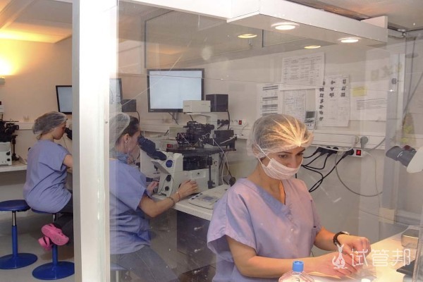 568846ac9fd341ddea2ecc8c198a94d4.jpg 试管婴儿费用大概多少