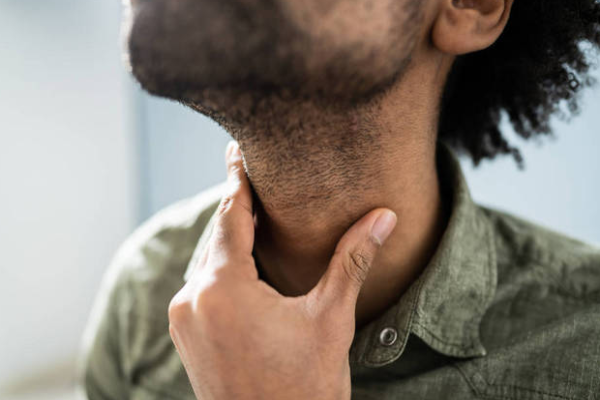 62d8b869e97abd790d1bee14b84e2ec3.png 甲状腺结节会自行消退吗