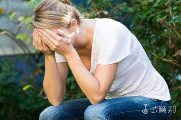 8dc817fc59f6397d7fd25c77d690d45c.png 继发性痛经的危害有哪些