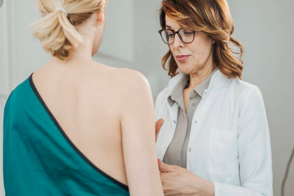 3b2e7344b4b04f0a63ab3919cc1c7a80.png 浸润性乳腺癌分期标准是什么