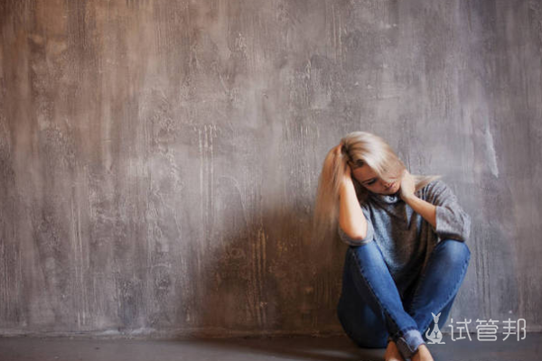 4e022e4a69c343f1875d307369545a42.png 浸润性乳腺癌指的是什么