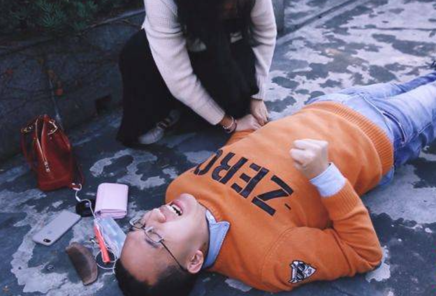 429056c6e5838add6b96d16e4ea9c545.png 癫痫怎么治疗