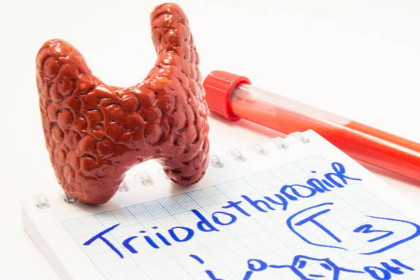 acee61fff16036916810b419af736e4f.png 甲状腺结节3类表现有哪些