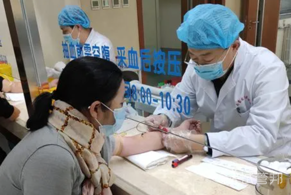 c552340061e874f07f24a442eb5c48e9.png 卵泡监测惊现囊肿别慌听我慢慢说