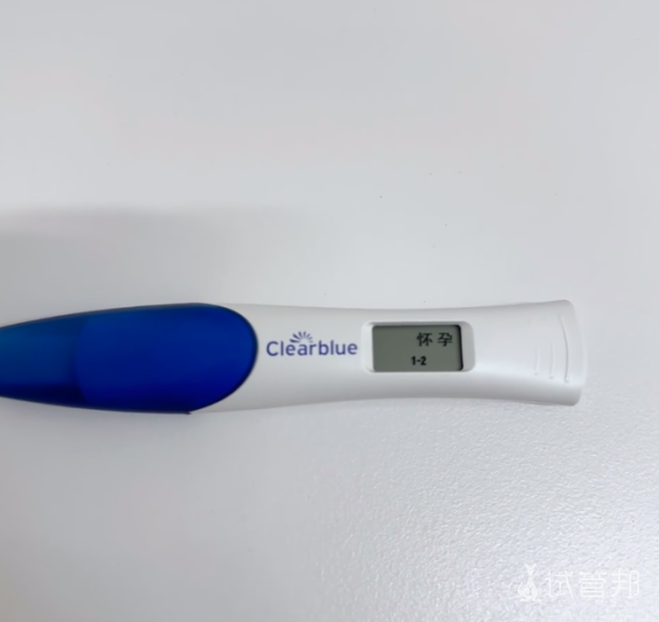 fc0dd2e8955a062b0c9b26584f396aca.png 走过试管这条路再回头我一点也不后悔