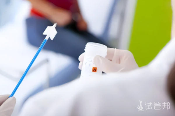 8d90ba2209f1621dcdef99e9687bc263.png 排卵期白带多正常吗