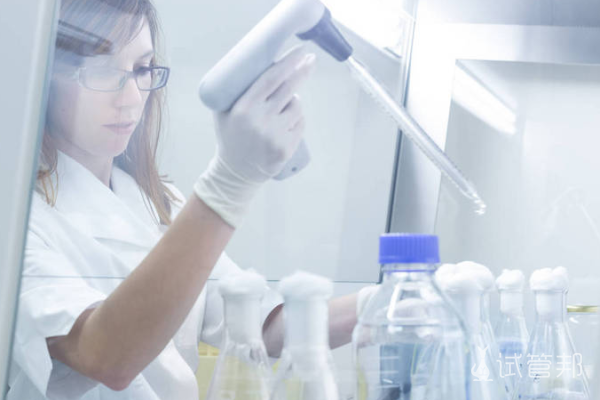 2aaa017c09800fb824a72616083438f7.png 精液颜色偏红什么原因