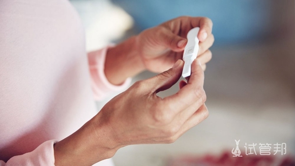 759c45eb7e6f3ebb2db39318f2f0e07f.jpg 受精卵着床的时候能测出来怀孕吗