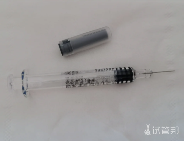 27aeb0f81fd2c43043988ec7f5aada92.png 长方案降调第4天,大家都是自己打针吗