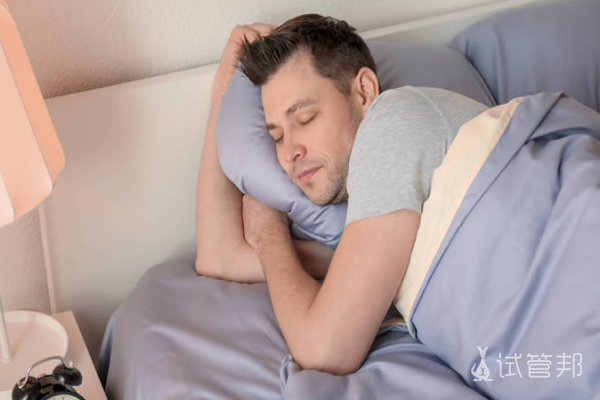 6240d512963bf7425ec79c45d528044f.png 血精症什么人会得