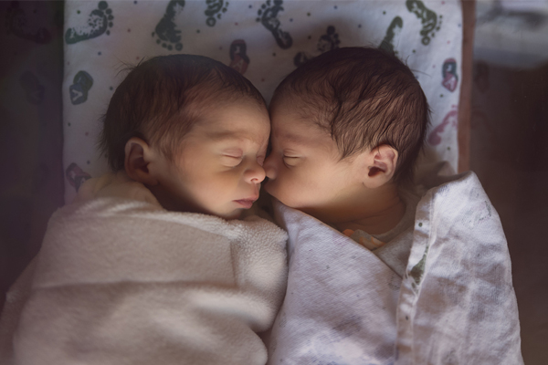 496f706806f113e51eb304bd6696657e.jpg 试管双胞胎成功率有多少