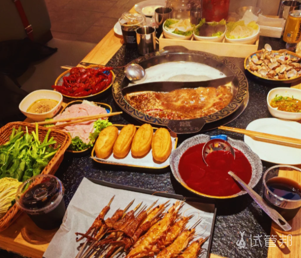 8498d570fe51d3fc7b208bd97e844ead.png 社交场合生存指南试管期也能轻松应对聚会团建